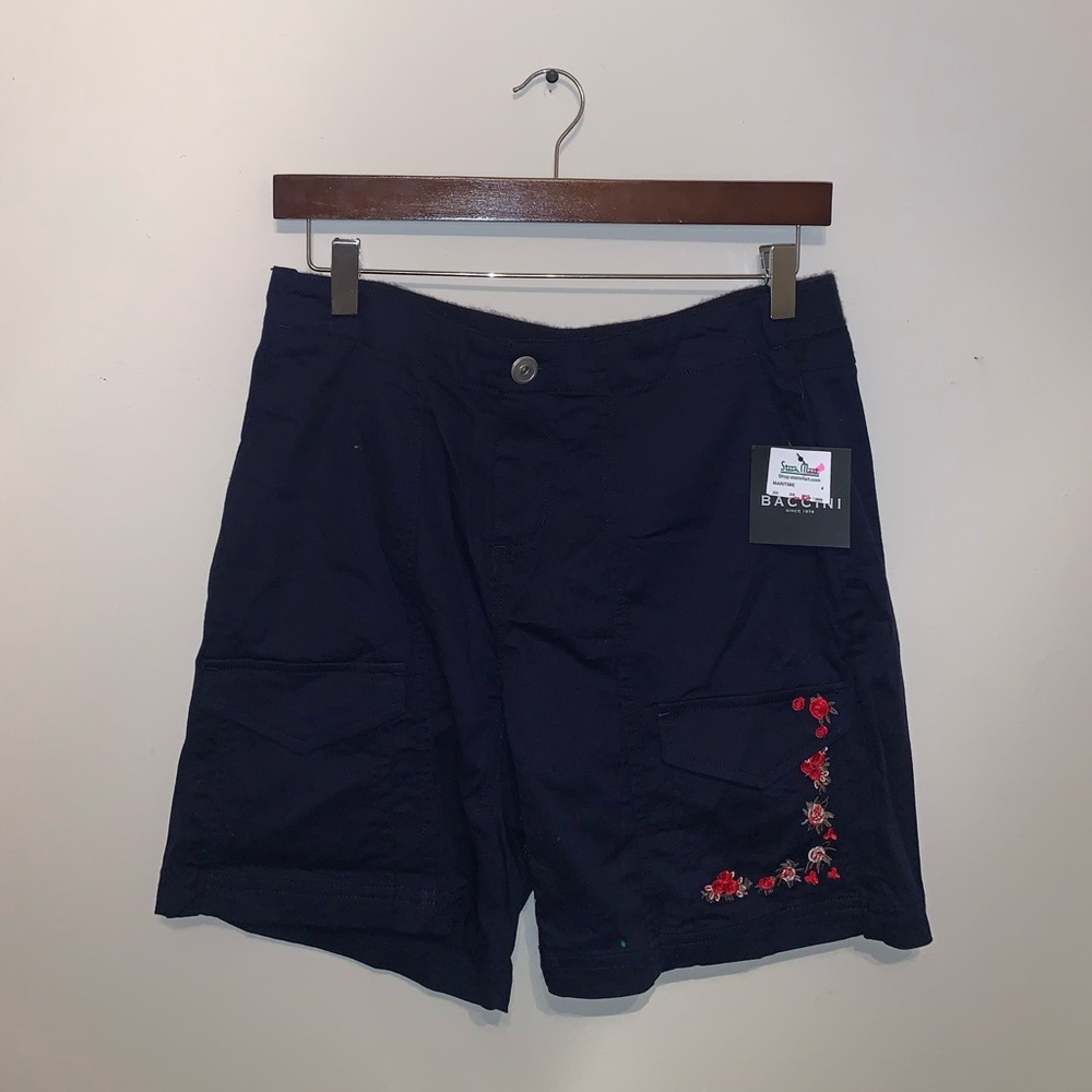 BRAND NWT Baccini Dark Blue & Red Rose shorts sz 4 - Picture 1 of 7